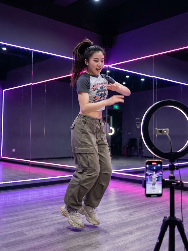 麻豆传媒舞蹈直播